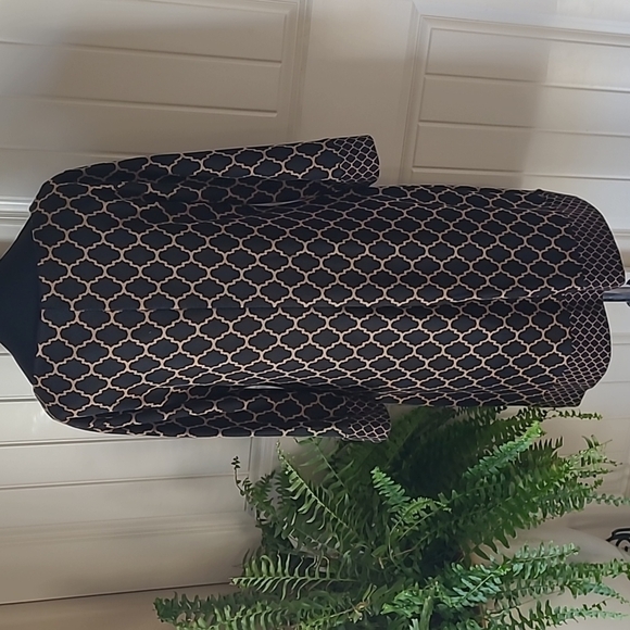 RN Studio Knit Dress 8 - Picture 3 of 7